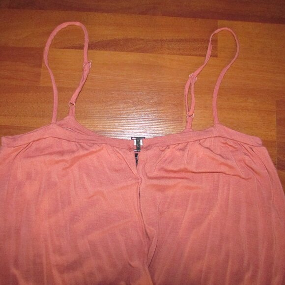 MODA INTERNATIONAL Slinky Tank Top - Sz L - NEW - Picture 3 of 7